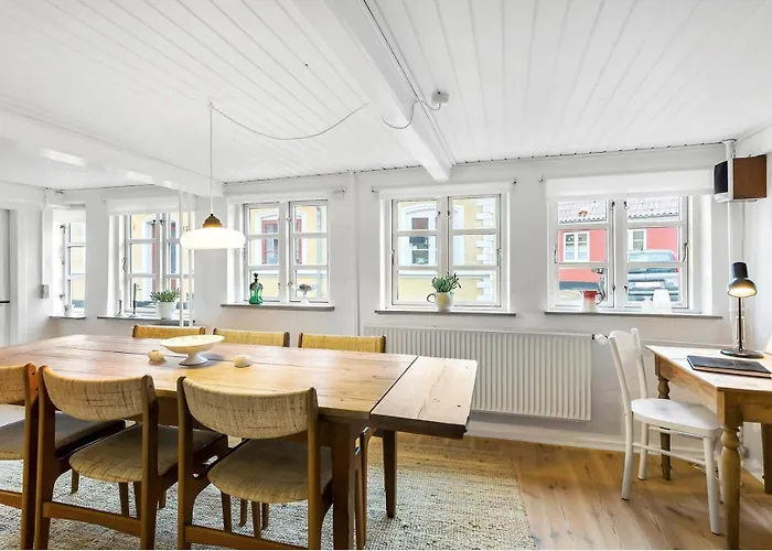 Hyggeligt Gammelt Fiskerhus I Villa Marstal